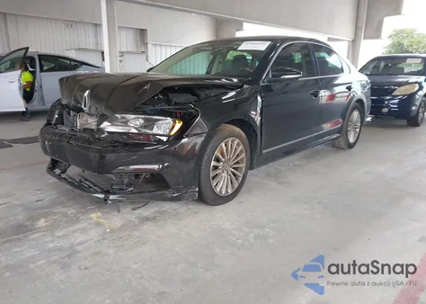 2016 Volkswagen Passat 1.8T Se z USA, uszkodzony, nr VIN 1VWBS7A33GC048666